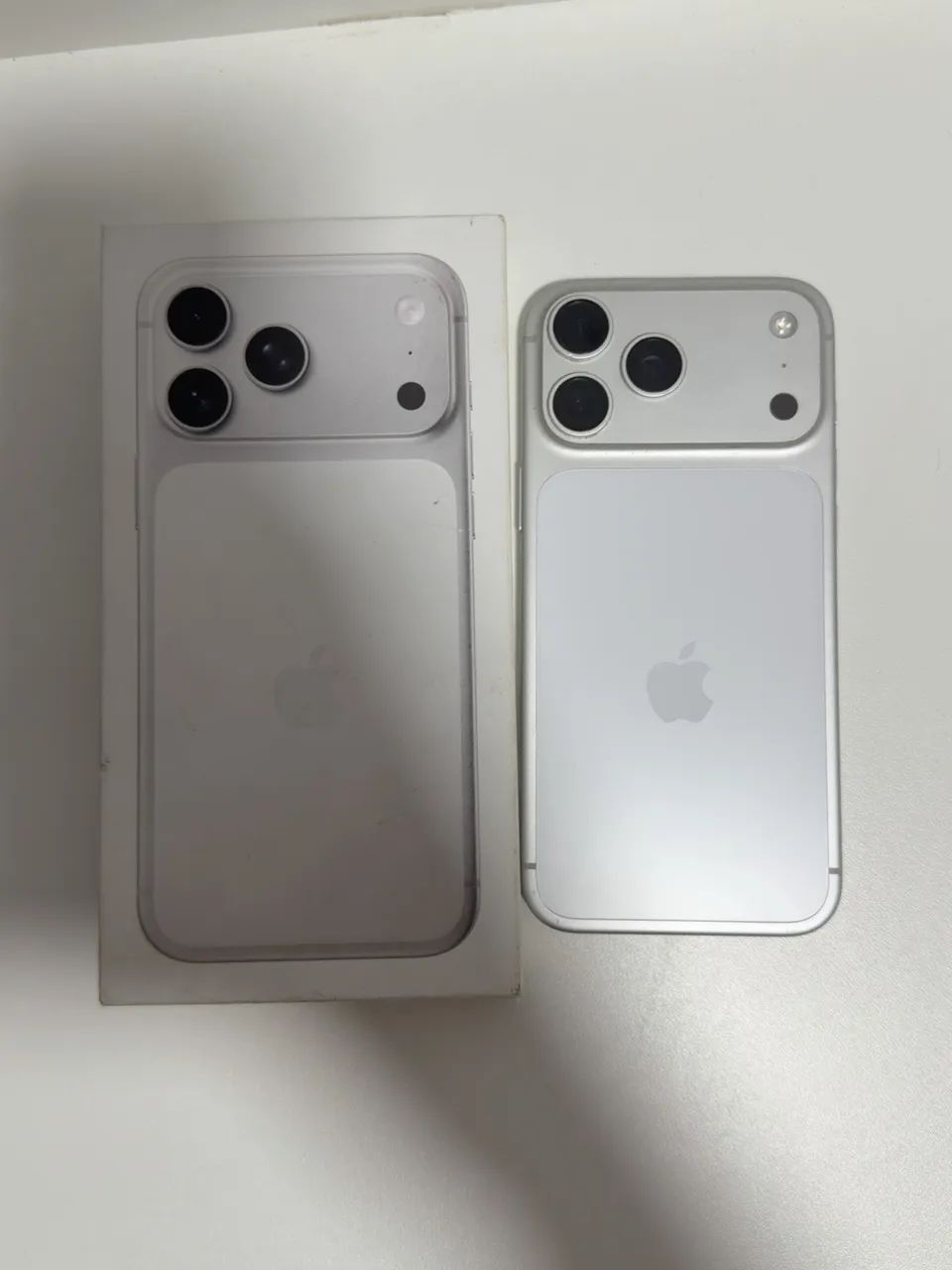 iPhone 17 Pro Max 256GB Silver - 97% Bateria - Face ID OK