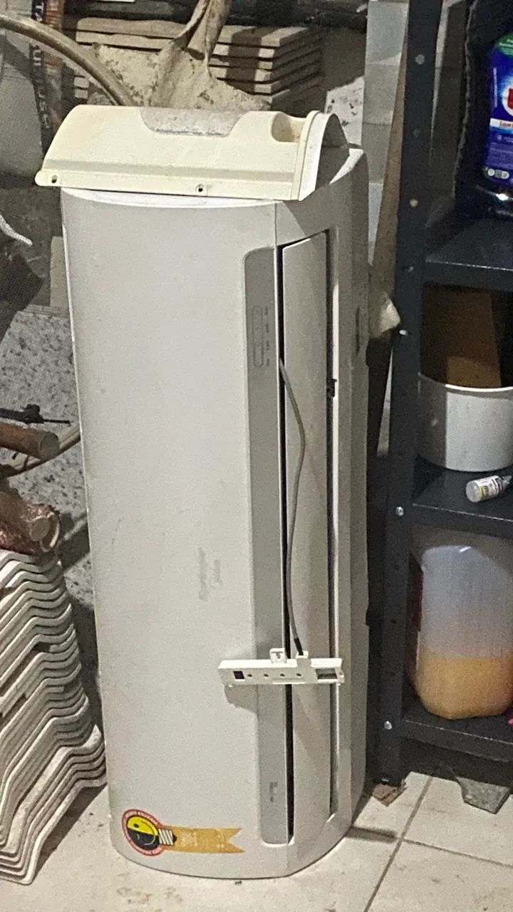 Vendo evaporadora Midea - Foto 2