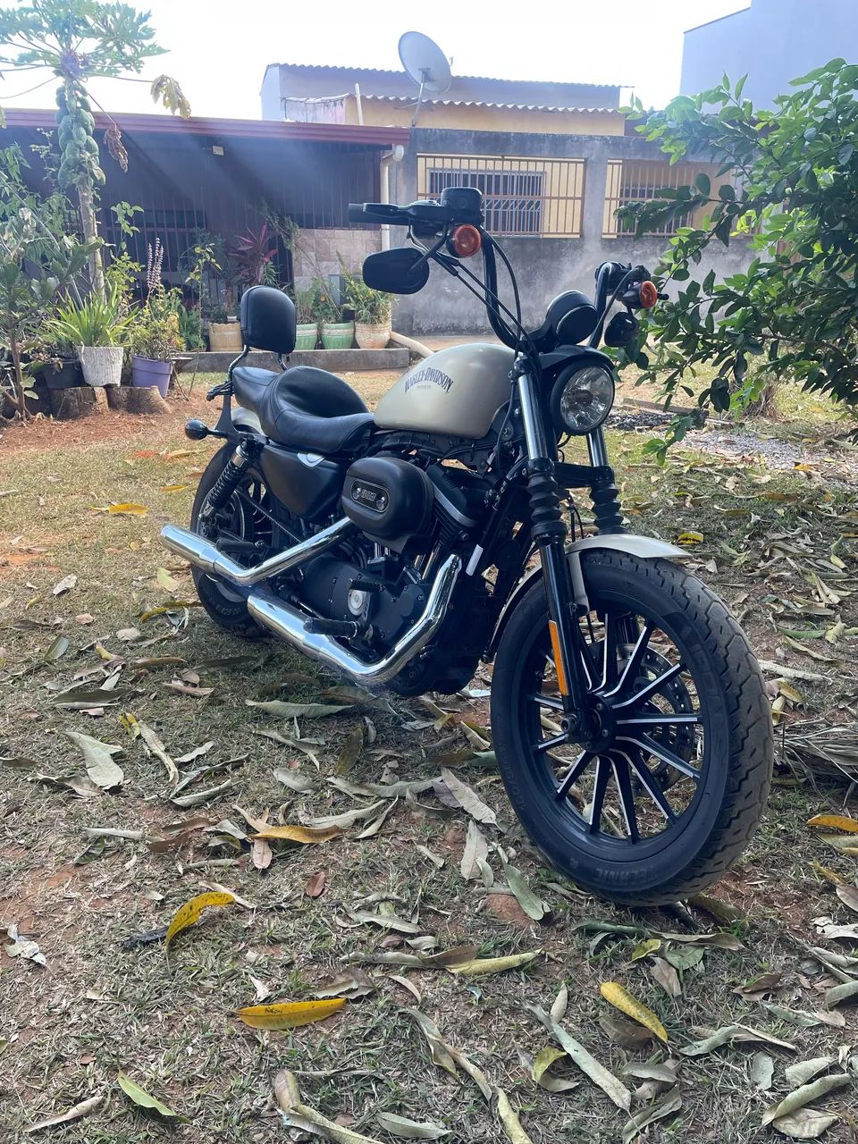 Harley Devidson Iron 883 2015 - Foto 2