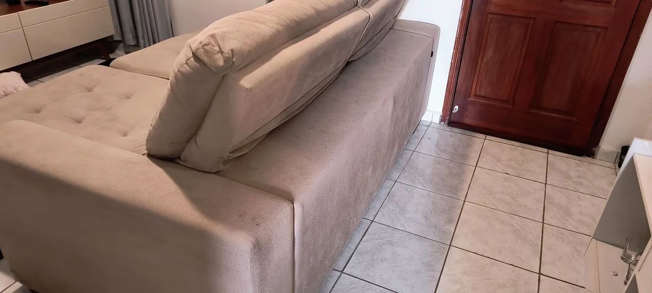 Sofá Retrátil 2,10m - 2 Lugares, Confortável e Espaçoso - Foto 5