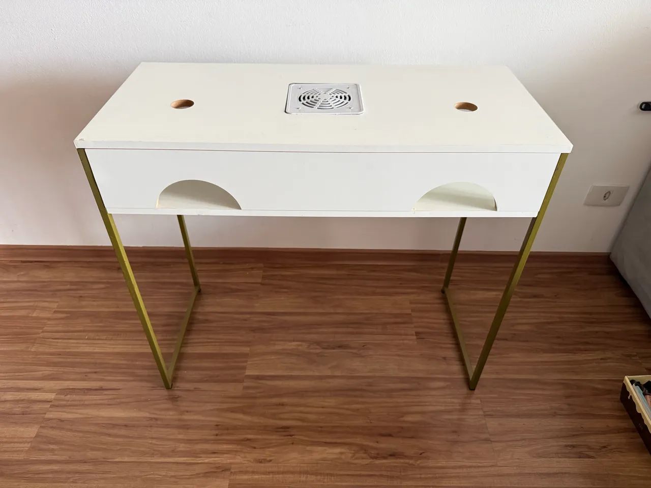 Mesa especial para manicure salão de beleza