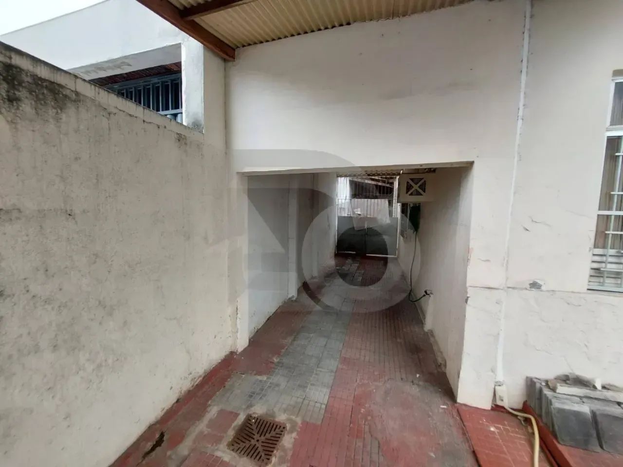 Imóvel no Salgado Filho com 3 Quartos, Quintal Amplo e 4 Vagas - Foto 2