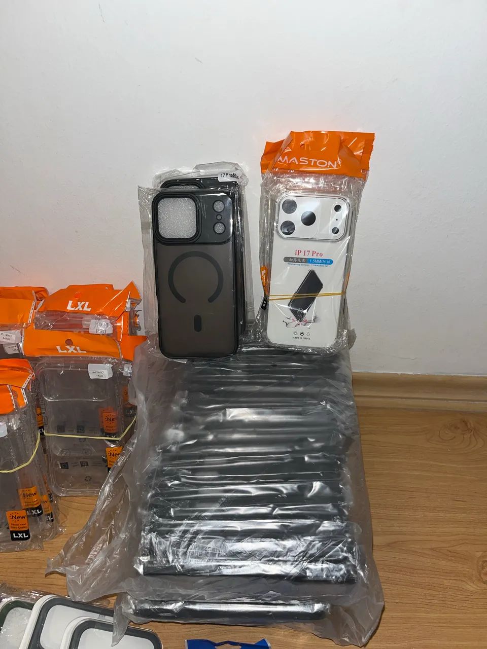 Lote Capinhas iPhone 17 Pro Max | Novas para Revenda - Foto 4