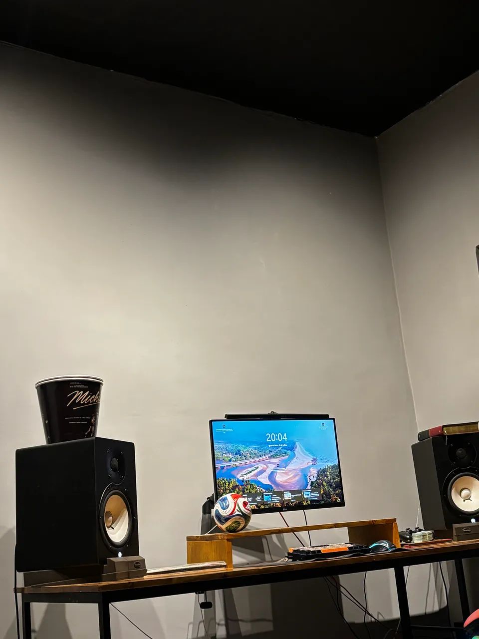 MONITORES YAMAHA HS8 - Foto 4