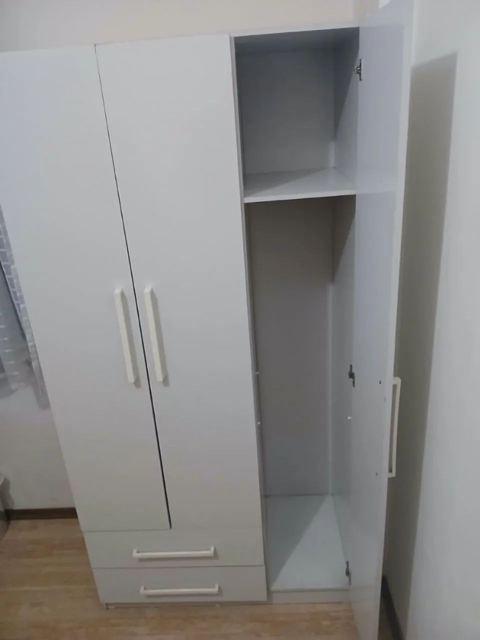 Guarda roupa de solteiro - Foto 2