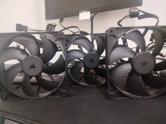 Kit 3 Fans Corsair 140RS - Foto 2
