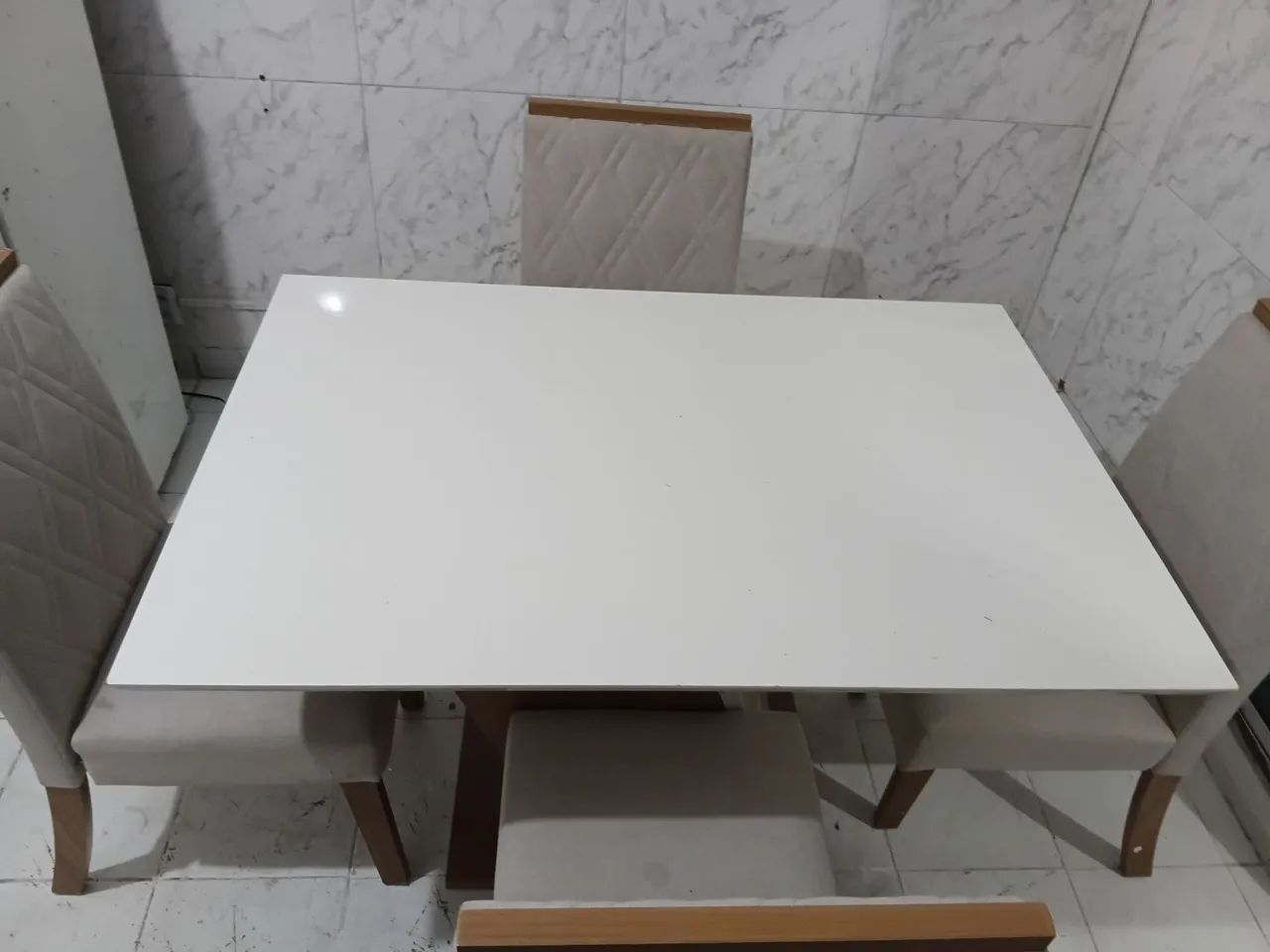 Jogo de Mesa com 4 Cadeiras  - Foto 3
