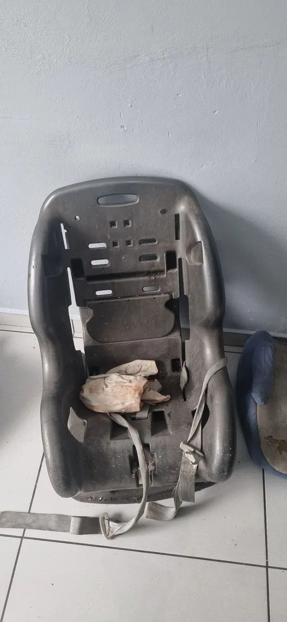 Cadeirinha de bebê e asento elevado - Foto 2