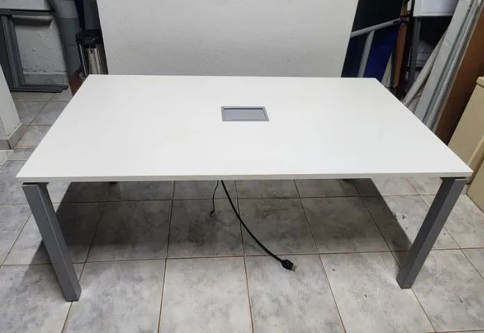 Mesa de Reunião - Mesa de Escritório com Caixa de Tomada - Foto 2