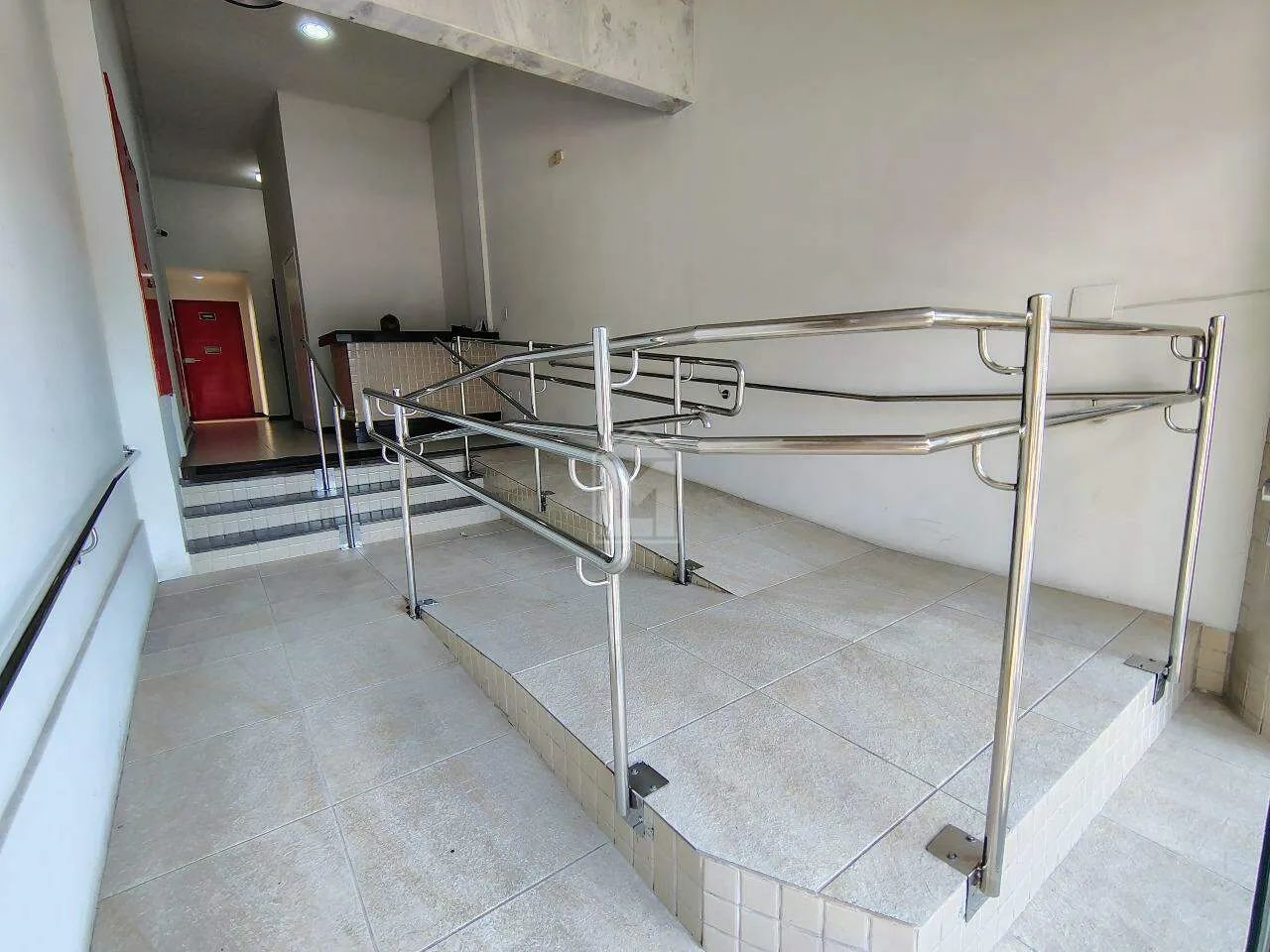 Sala comercial de 36,70 m² para aluguel em Mata da Praia, Vitória/ES - Foto 3