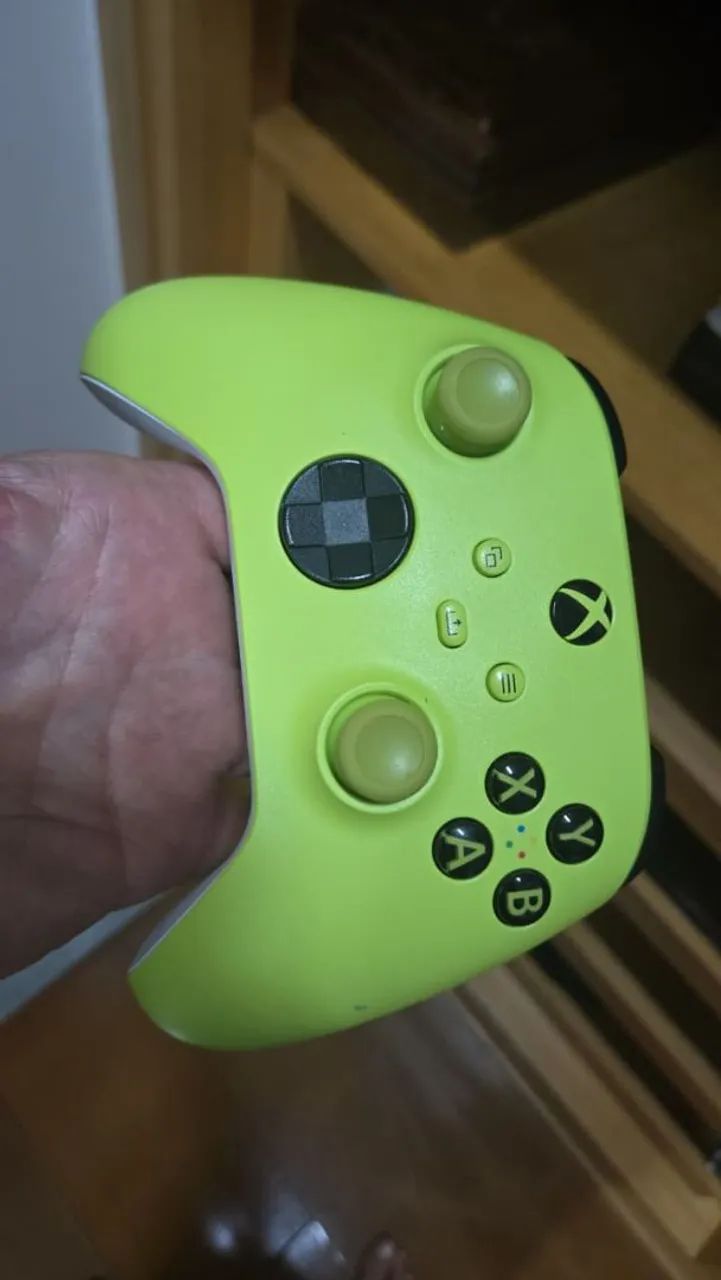 Controle Xbox wireless - electric volt