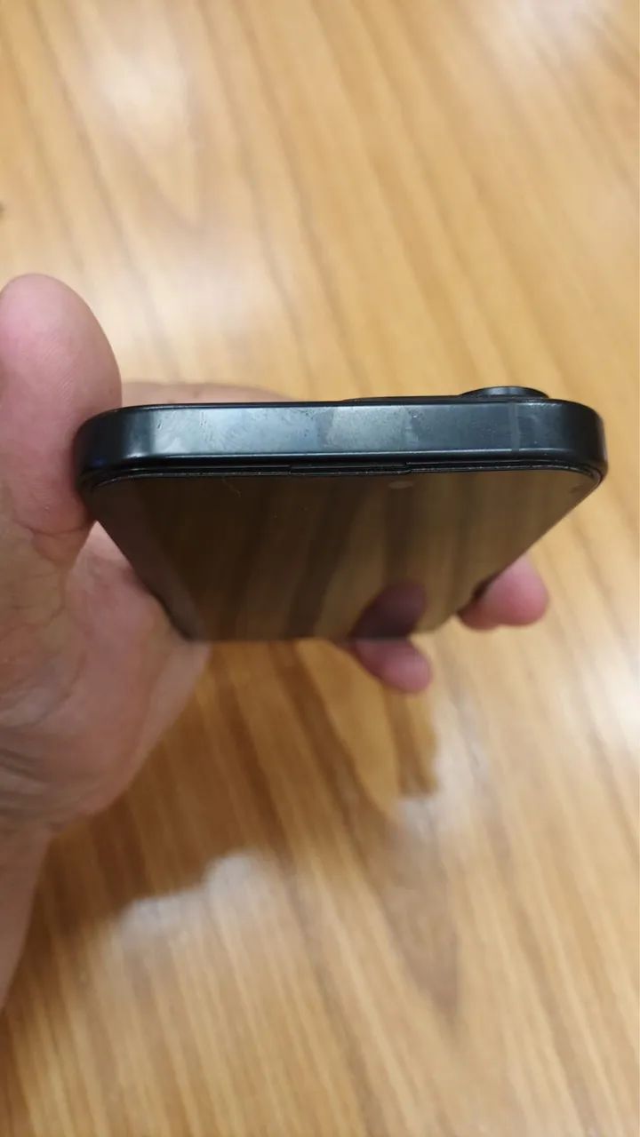 iPhone 16 pro 128 gb  - Foto 3