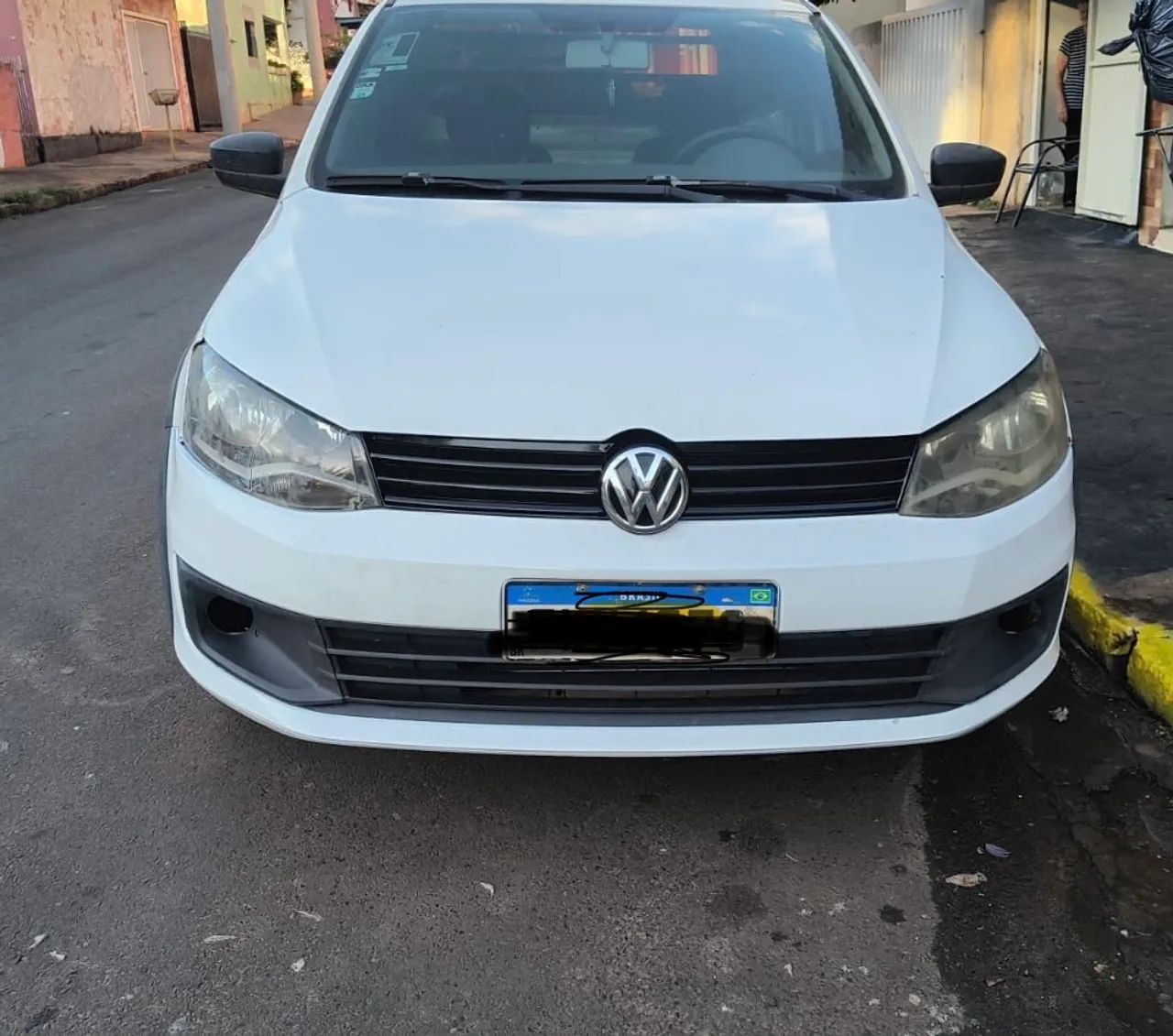 Volkswagen Saveiro Saveiro Trendline 1.6 T.Flex 8V 2015
