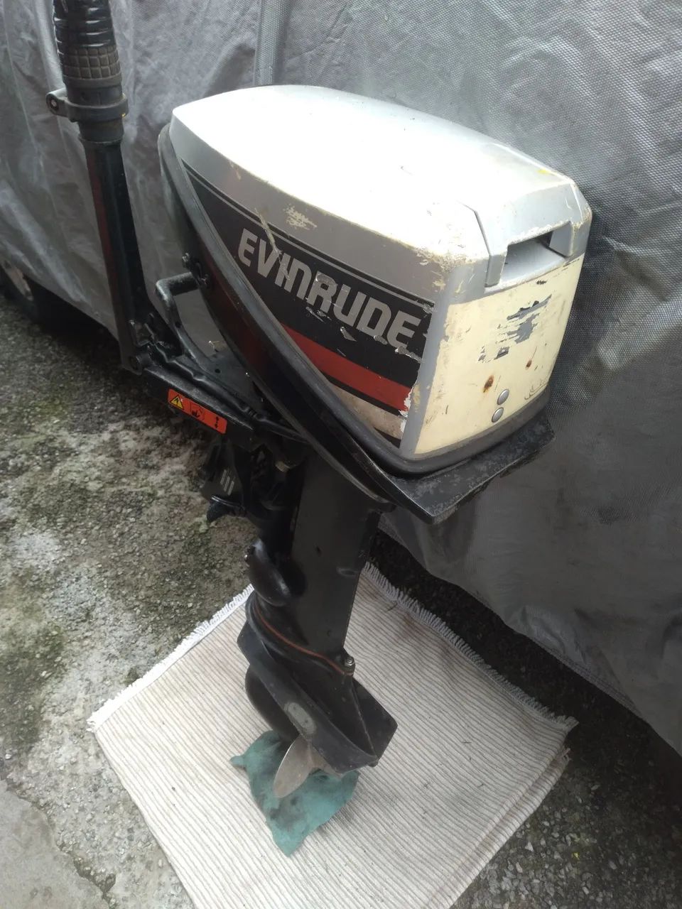 Motor de popa 15hp evinrude funciona perfeitamente  - Foto 5