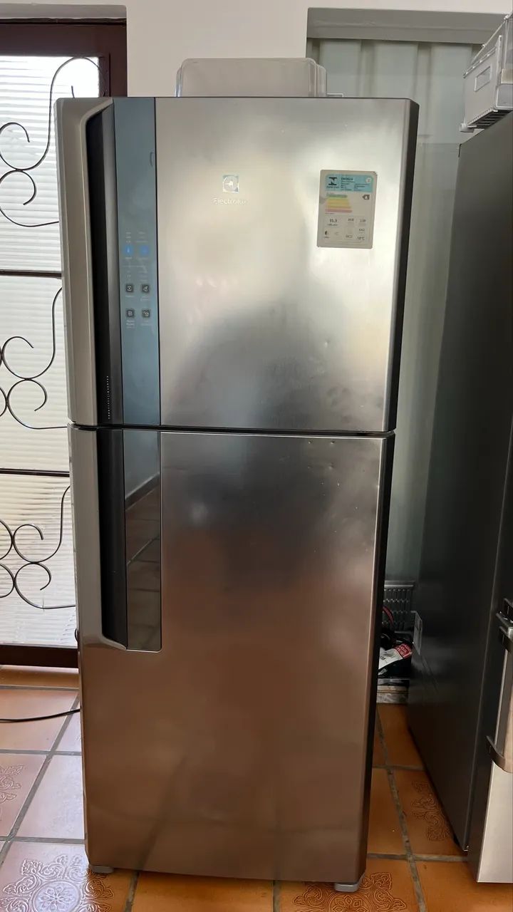 Refrigerador Electrolux Inox 127V - Foto 4