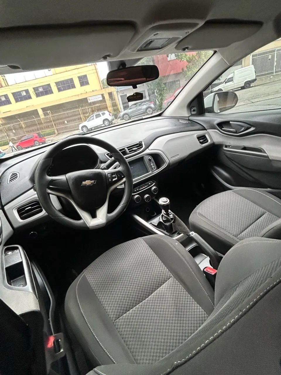 Chevrolet Onix Hatch LT 1.0 8V Flex Mec. 4P, foto 12 de 20