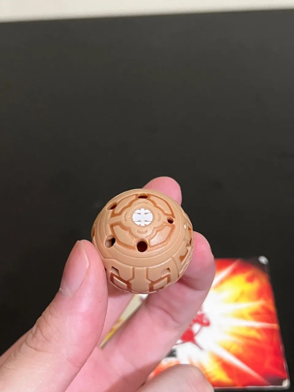 Bakugan Subterra Gorem - Foto 4
