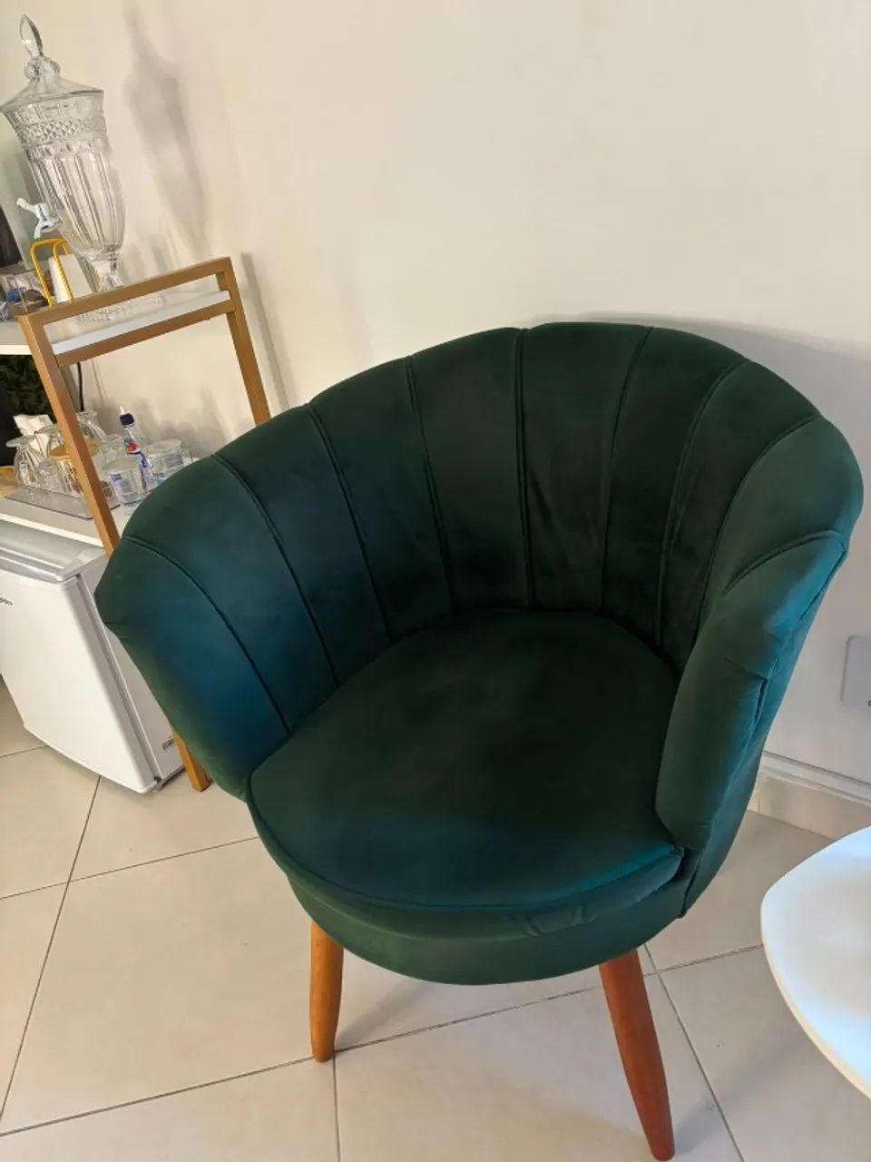 Poltrona Pétala Verde em Veludo - Como Nova - Foto 3