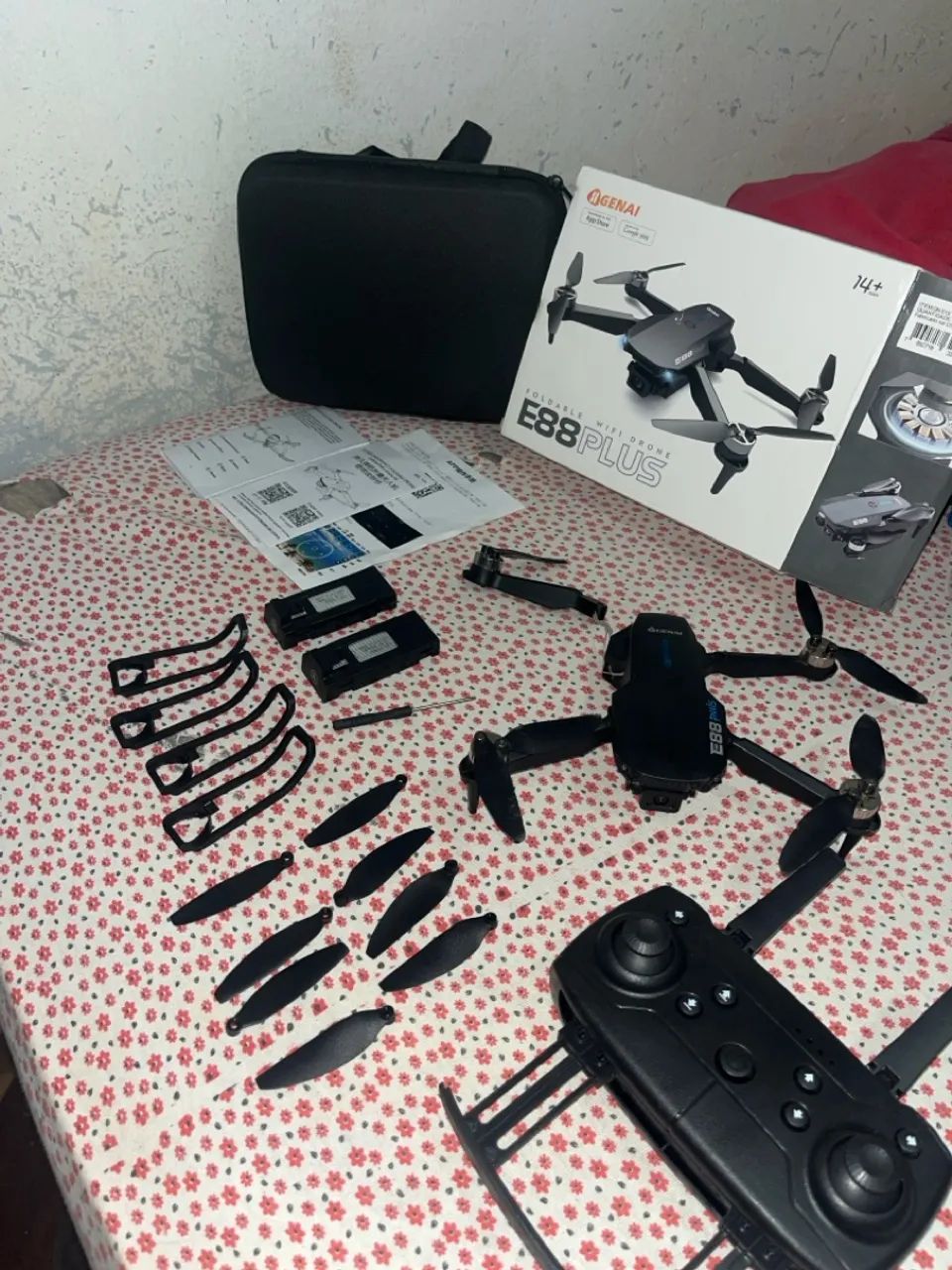 Drone e88 pro dual camera quebrado - Foto 5