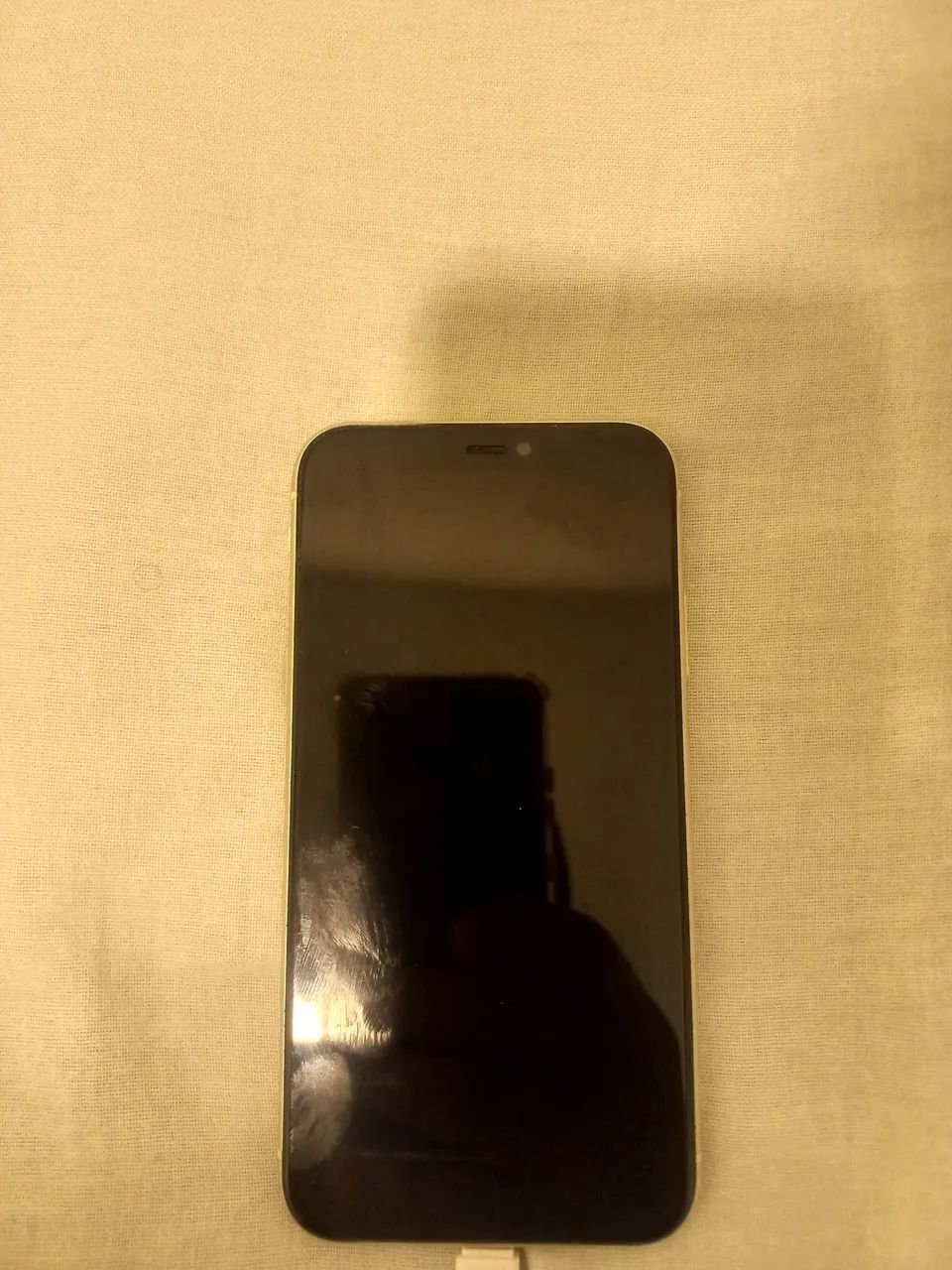 IPhone  11 bom funcionando perfeitamente 