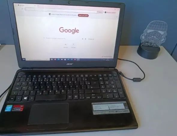 Dois Notebooks Acer