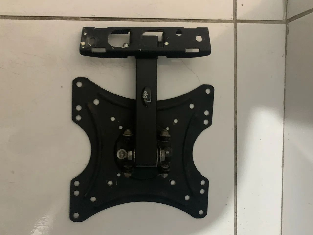 SUPORTE PARA TV OU TELA DE PC 