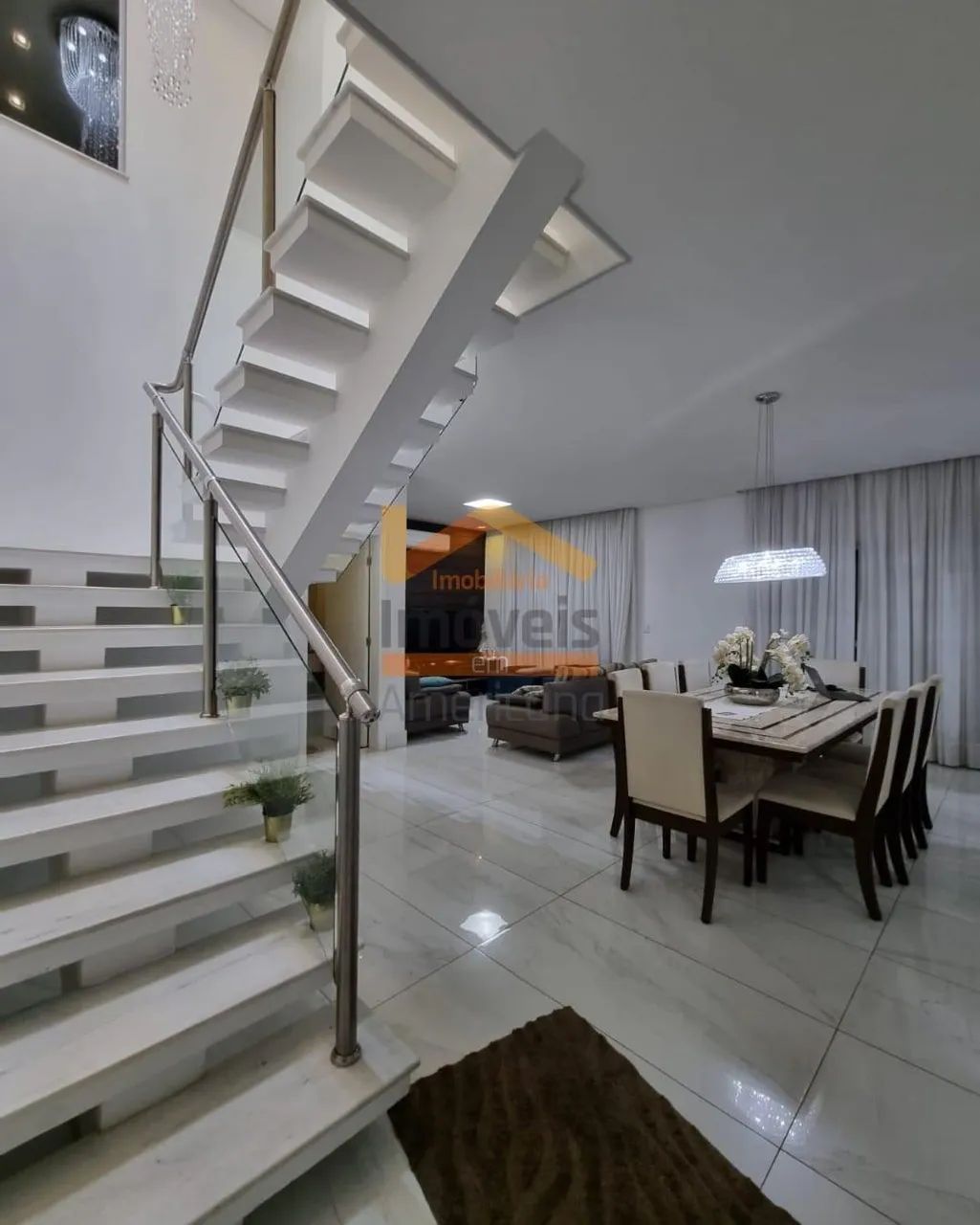 Casa à venda em Nova Odessa, Jardim Primavera, com 4 quartos, com 218 m²