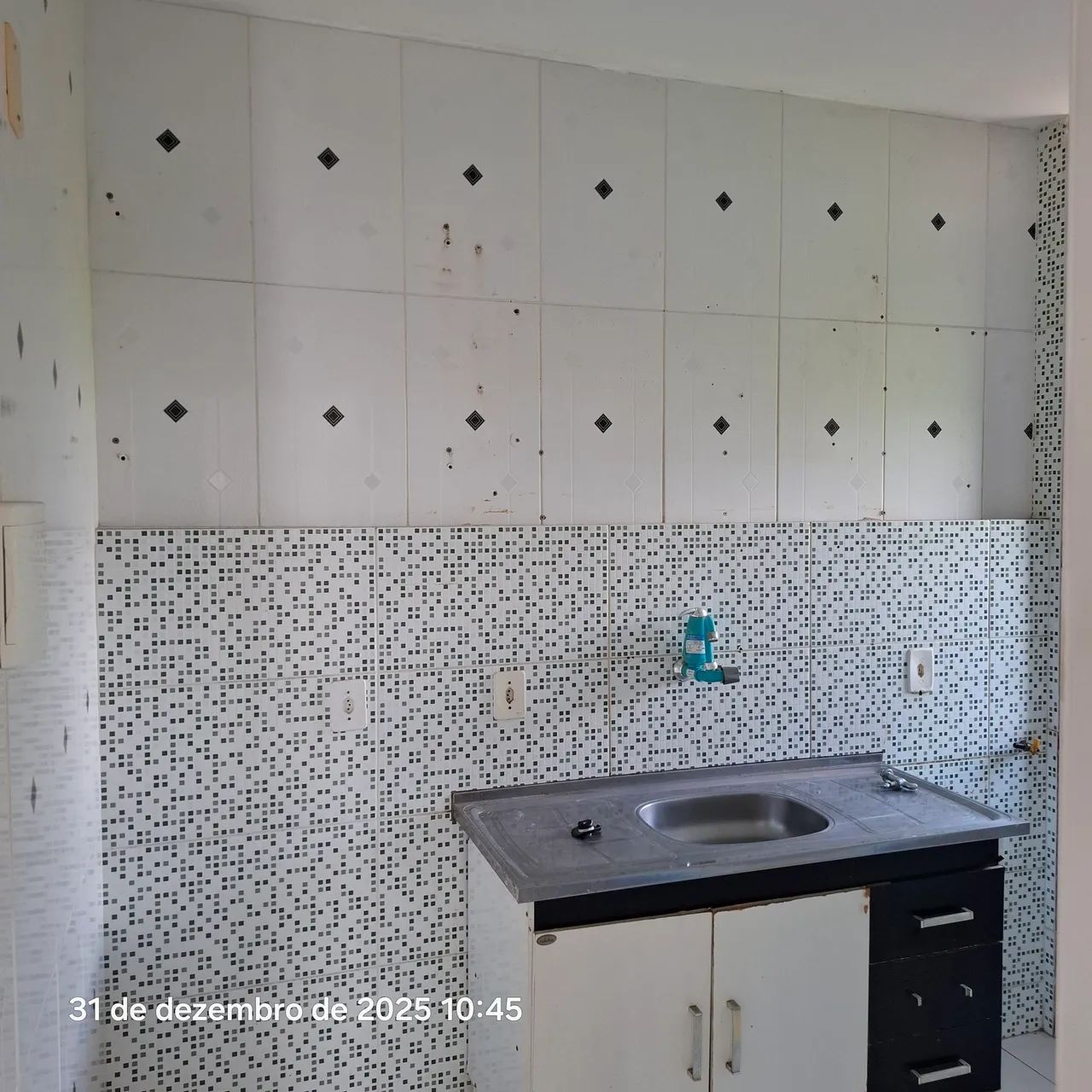  VENDO ,TROCO  OU ALUGO APT.REFORMADO COM 2 QTOS NO COND.PARQUE PETRÓPOLIS.III - Foto 4