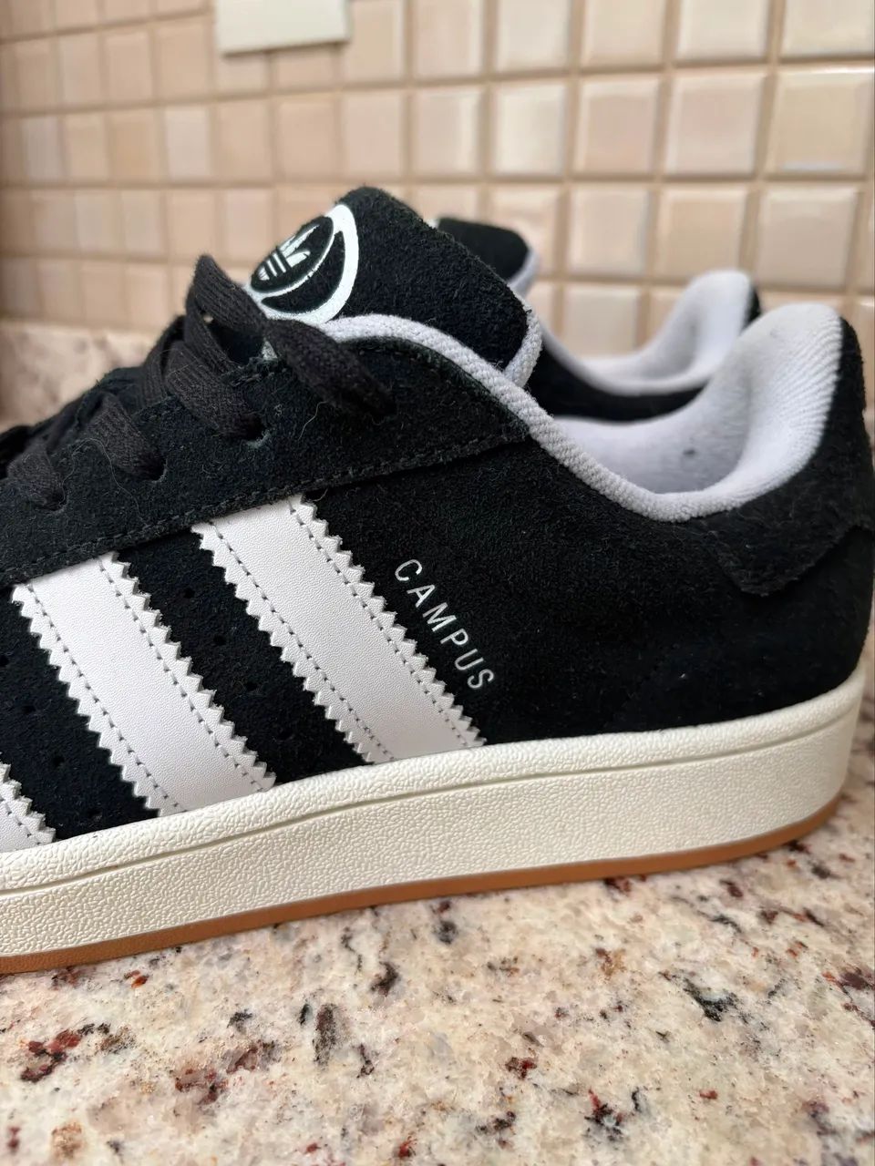 Tênis Adidas campus 00s - Foto 3