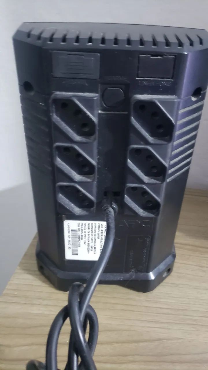 Estabilizador APC Hexus Power 500VA - Foto 2