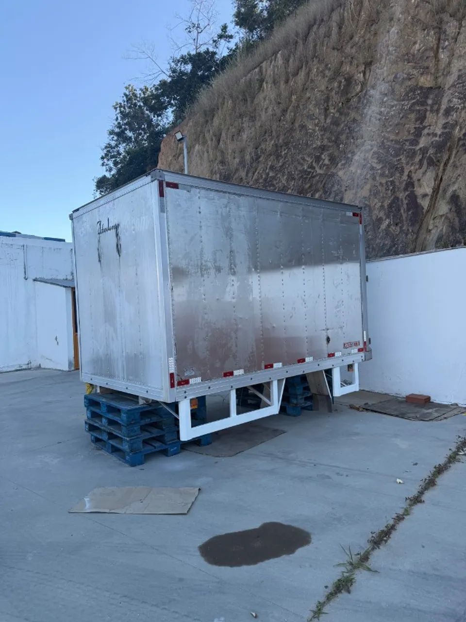 BAÚ DE ALUMÍNIO ROSSETTI - 3,5 METROS - Bau de caminhao - Sprinter - Ducato - Master Usado