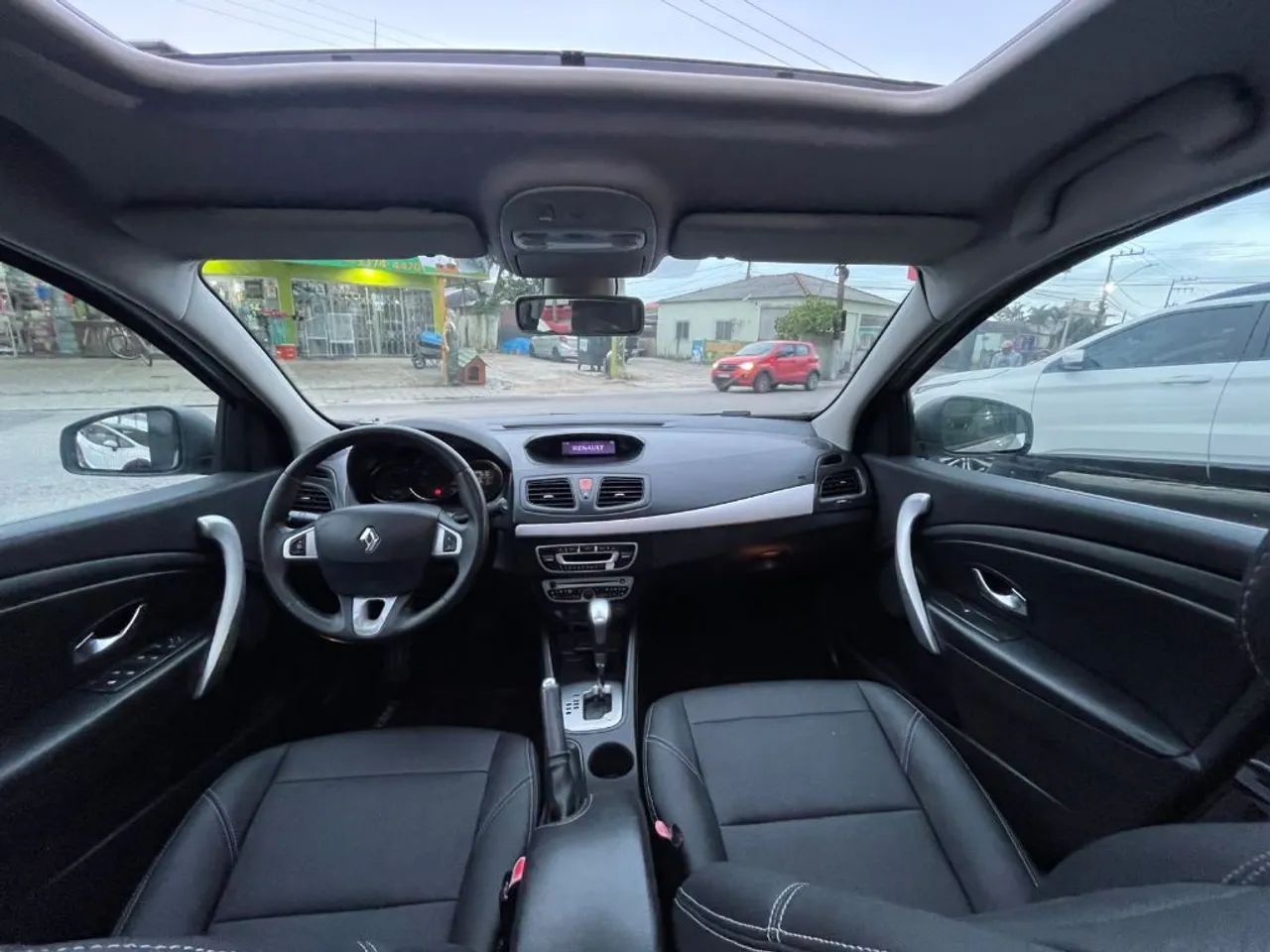 Renault Fluence Sed. Dynamique 2.0 16V Flex Aut. 2012 - Foto 4
