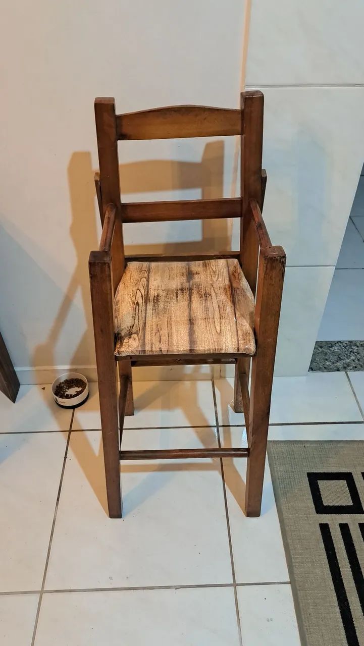 Cadeira de alimentação 
