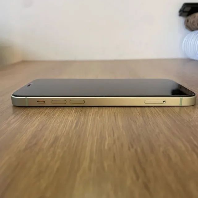 iPhone 12 - Foto 3