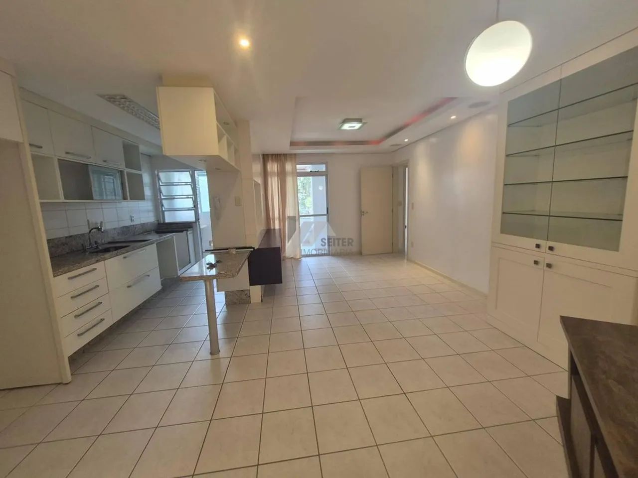 Apartamento de 2 Dormitorios aluguel Itacorubi Mobiliado - Foto 4