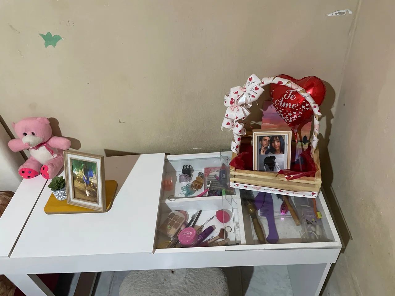 Vendo penteadeira/ escrivaninha - Foto 2