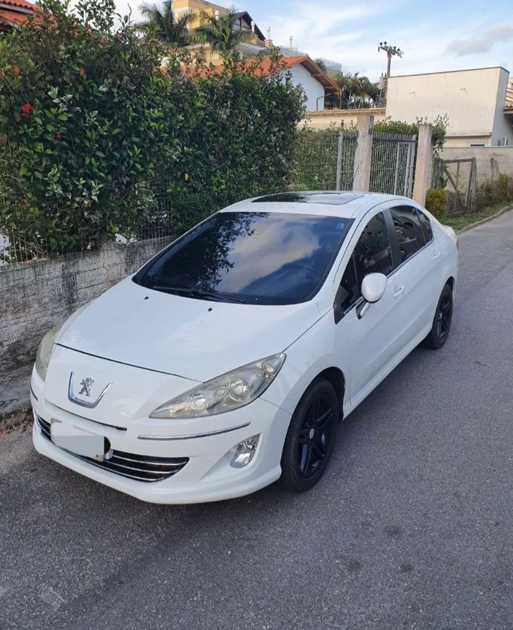 Peugeot 408 SEDAN GRIFFE 1.6 TURBO 16V 4P AUT. 2014