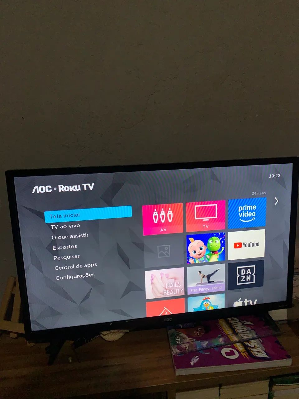 TV AOC SMART 32 - FUNCIONANDO PERFEITAMENTE (ACOMPANHA CONTROLE)