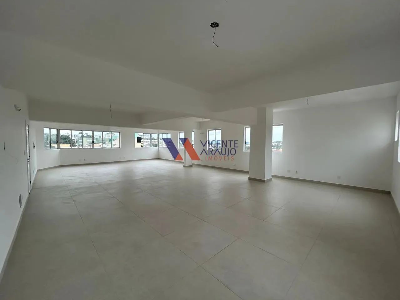 Andar corrido com 120m² no Centro de Betim - Foto 2