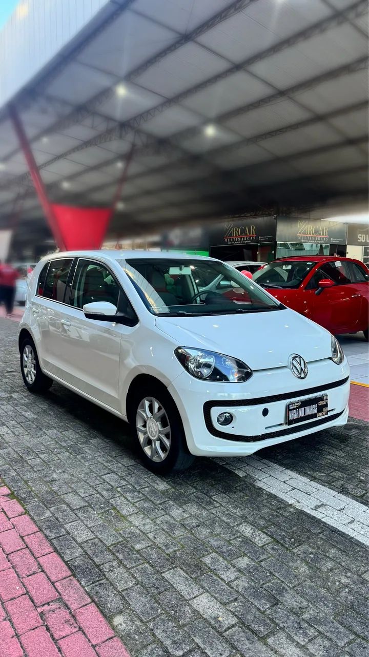 Volkswagen Up! up! high 1.0 Total Flex 12V 5p 2015