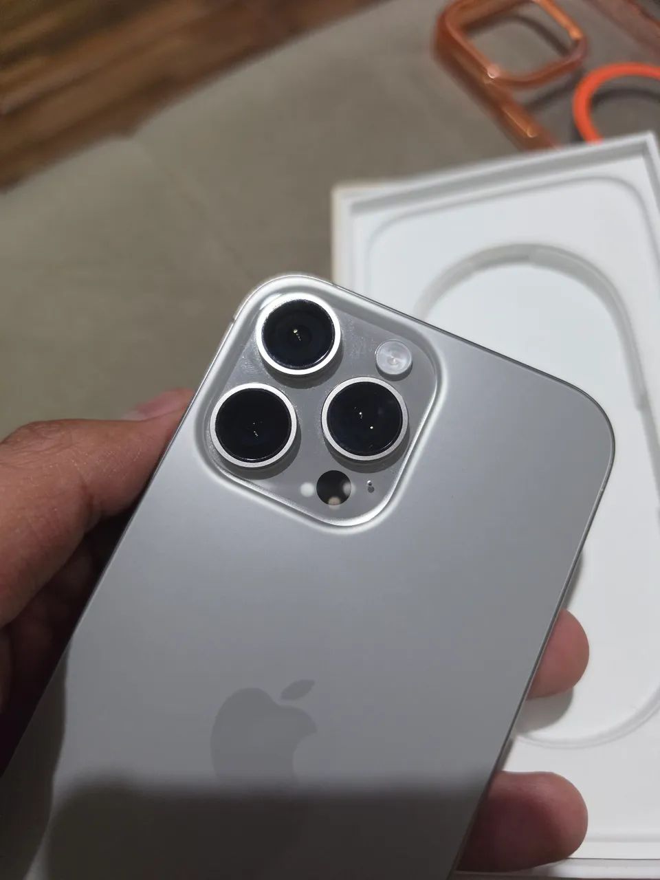 IPHONE 16PRO MAX - Foto 3