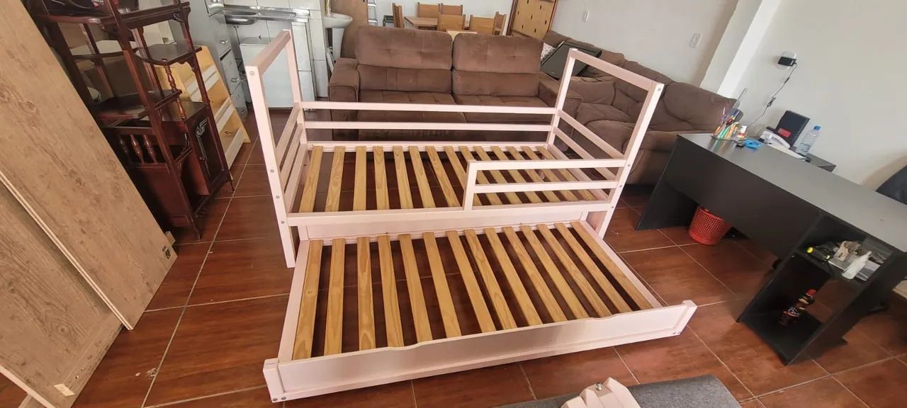 Vendo essa cama com auxiliar tamanho solteiro MDF em ótimo estado de conservação  - Foto 3