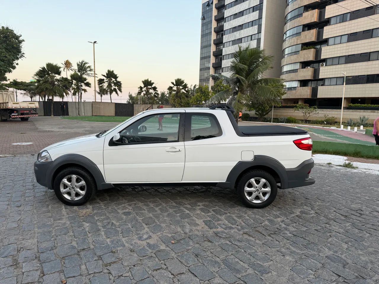 Fiat Strada Freedom 1.4 Flex 8V CD 2020 - Foto 4
