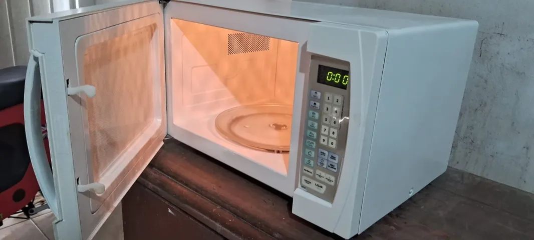 Microondas philco 31 litros - Foto 4