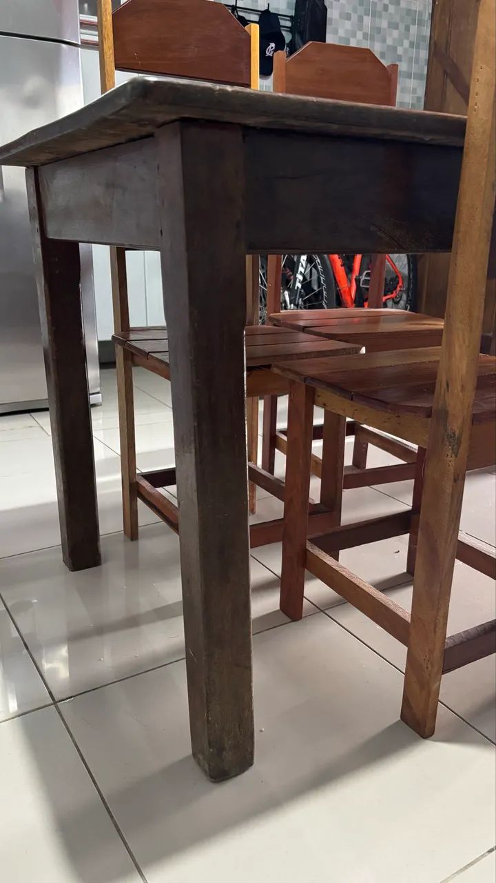 Vendo esta mesa pra 6 lugares  - Foto 3