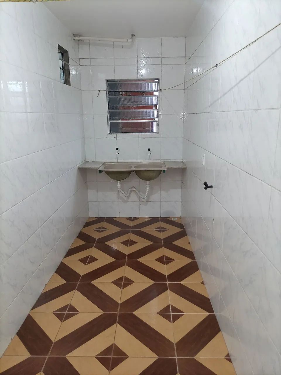 Aluga se uma casa  - Foto 4