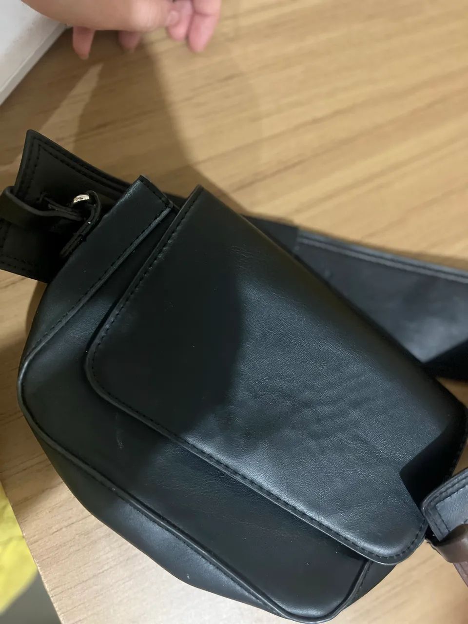 Vendo bolsa preta nunca usada  - Foto 2