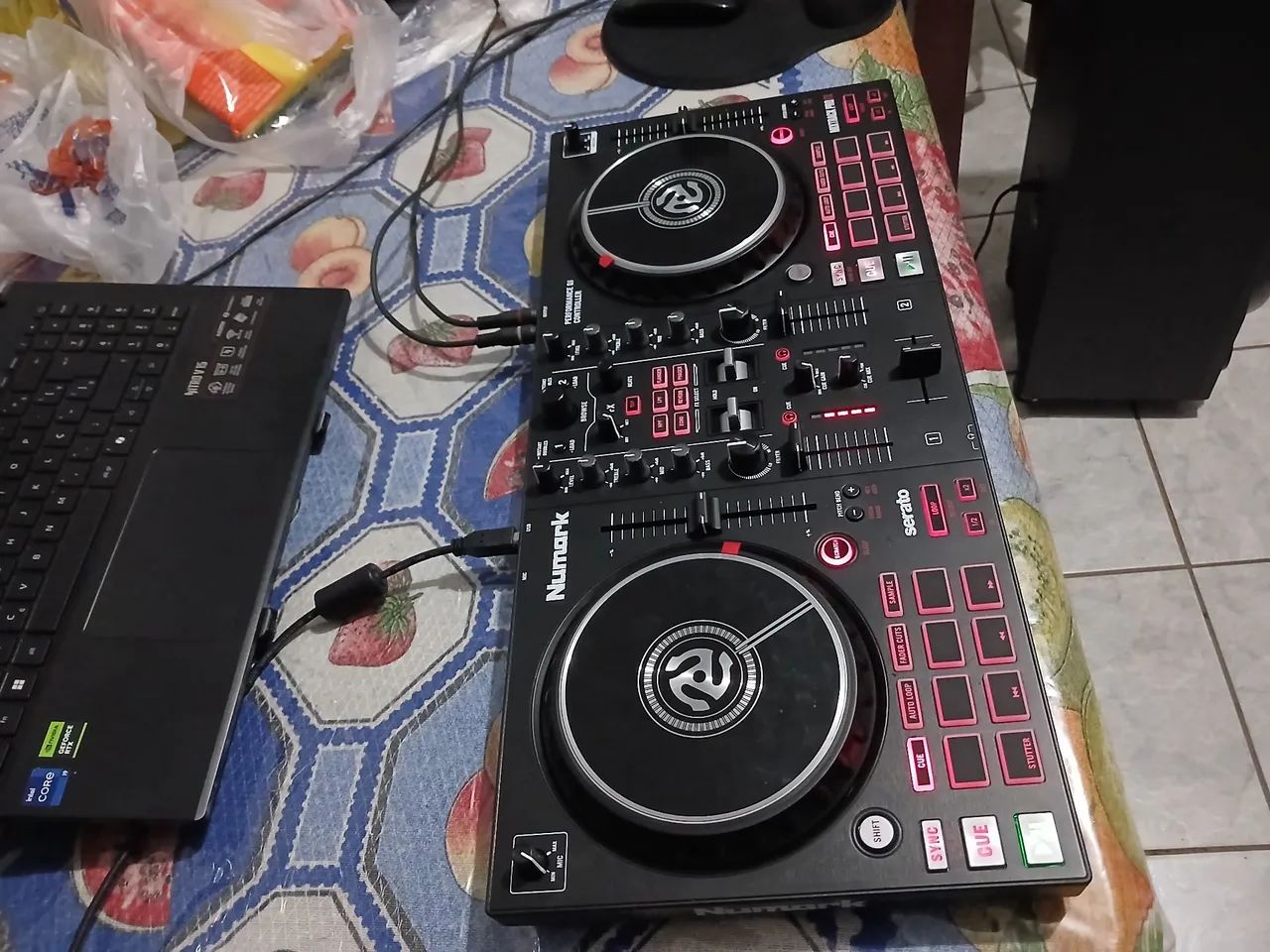 Mixtrack pro fx - Foto 5