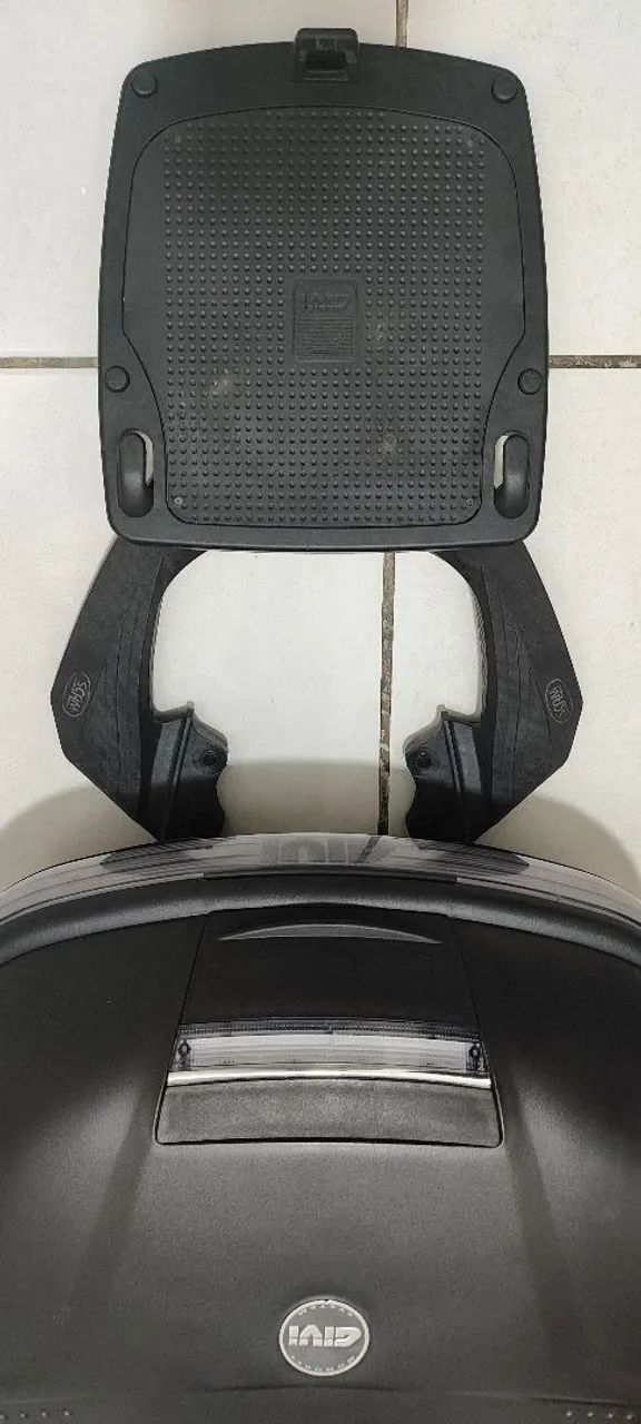 Baú Bauleto Givi monokey 46l + base E250 + bagageiro SCAM Fz250 + forro interno do baú  - Foto 7