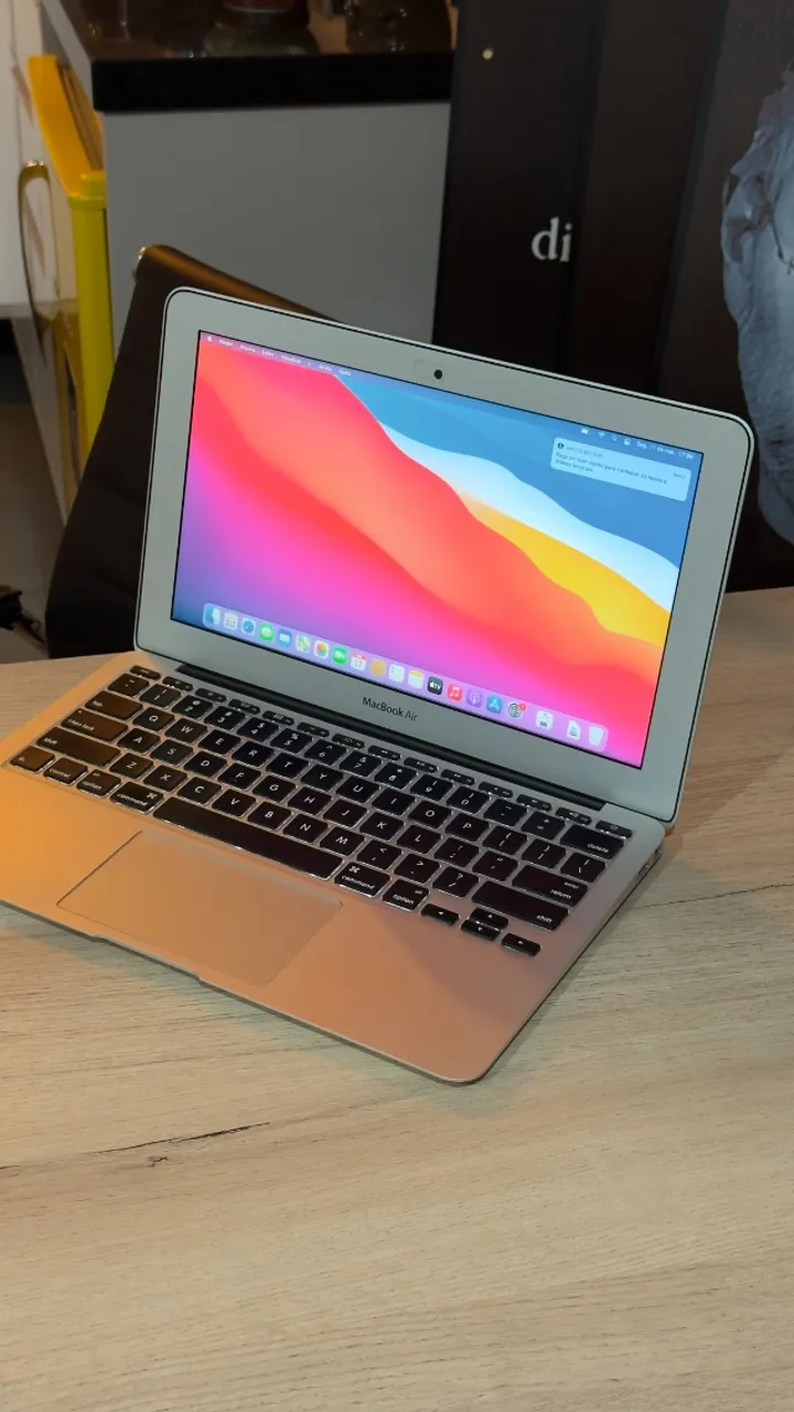 Macbook Pro 13' Mid 2012 c/ SSD de 256gb + Sequoia MacOS